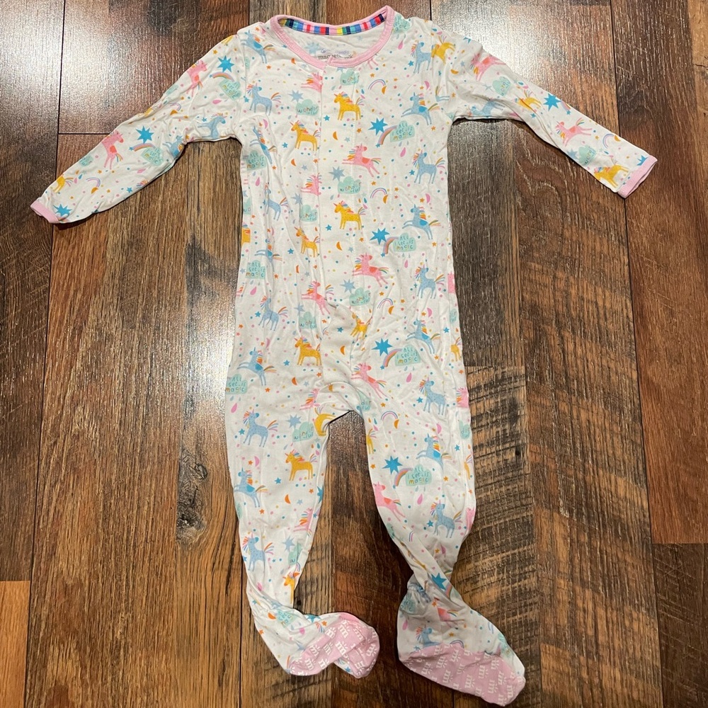 Magnetic Me Footie 9-12 months